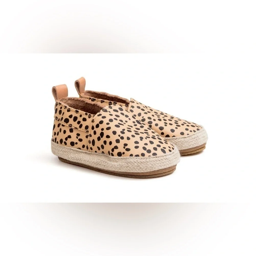Pretty Brave Espadrilles Safari Spot Baby Shoe Size Small NWOT
